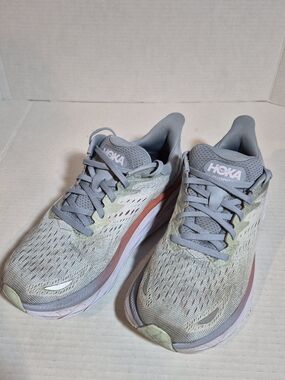 HOKA Women's Clifton 8  - Lightweight Support